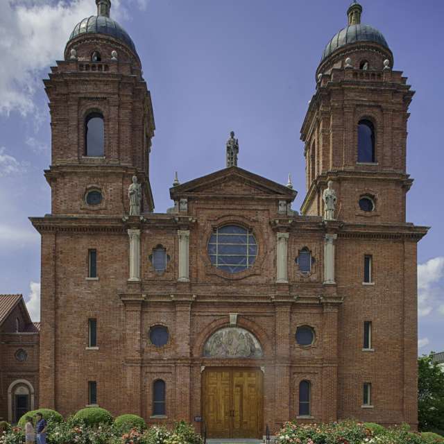 Asheville’s Awe-Inspiring Church